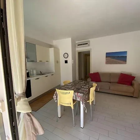 La Chiocciola, Confort, Self Check-in, Parking Gratuito, Fronte Bus Arst, Navetta Mare E Postazione Noleggio Monopattini Elettrici * Villasimius