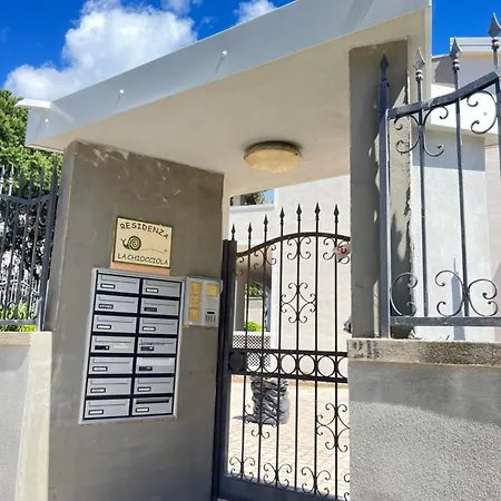 La Chiocciola Di Beniamino, Confort, Parking Gratuito, Fronte Bus Arst, Navetta Mare E Postazione Noleggio Monopattini Elettrici Apartment *