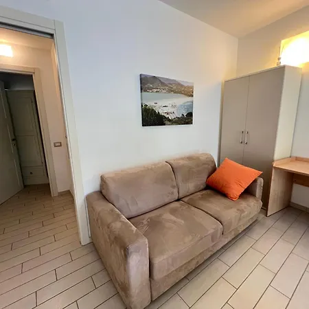La Chiocciola Confort, Parking Gratuito, Fronte Bus Arst, Navetta Mare E Postazione Noleggio Monopattini Elettrici Apartament *