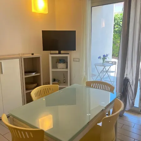 La Chiocciola Confort, Parking Gratuito, Fronte Bus Arst, Navetta Mare E Postazione Noleggio Monopattini Elettrici * Villasimius