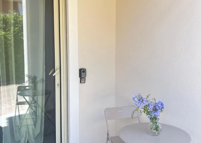 La Chiocciola Confort, Parking Gratuito, Fronte Bus Arst, Navetta Mare E Postazione Noleggio Monopattini Elettrici
